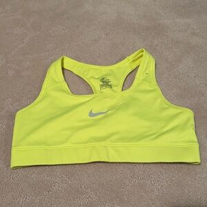 NWOT Nike Swoosh Light Support Sports Bra
